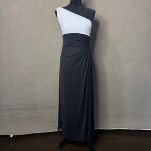 David’s Bridal One Shoulder Black White Formal Gown Ruched Prom Dress Size 4